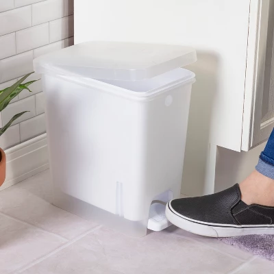 2.7gal Step Trash Can Clear - Brightroom™: Small Pedal-Operated Lid, Bathroom Garbage, Indoor Rectangle, Textured Plastic 1 2.7gal Step Trash Can Clear - Brightroom™: Small Pedal-Operated Lid, Bathroom Garbage, Indoor Rectangle, Textured Plastic